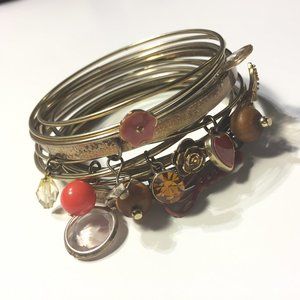 GUESS 15-pcs Bangle Set